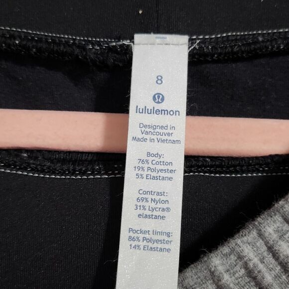 Lululemon Cropped Free Form Pants - Picture 7 of 7